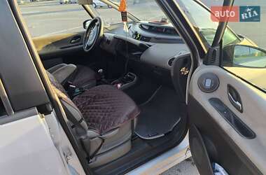 Минивэн Renault Espace 2003 в 