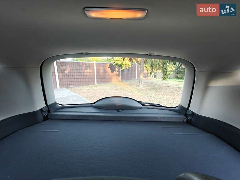 Минивэн Renault Espace 2010 в Гадяче