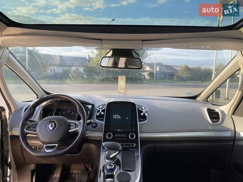 Минивэн Renault Espace 2015 в Нововолынске фото 13 Минивэн Renault Espace 2015 в Нововолынске