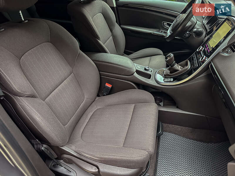 Мінівен Renault Espace 2015 в Бродах