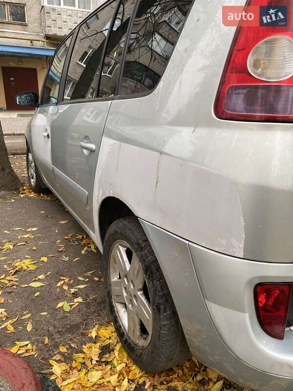 Минивэн Renault Espace 2004 в Черкассах фото 8 Минивэн Renault Espace 2004 в Черкассах