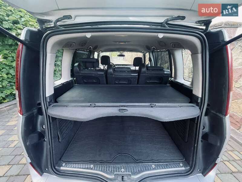 Мінівен Renault Espace 2010 в Тернополі