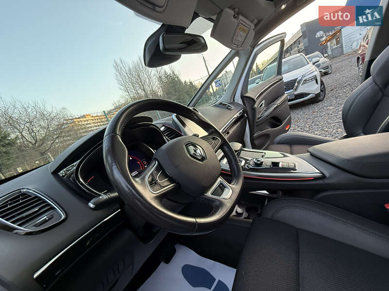 Минивэн Renault Espace 2018 в Трускавце