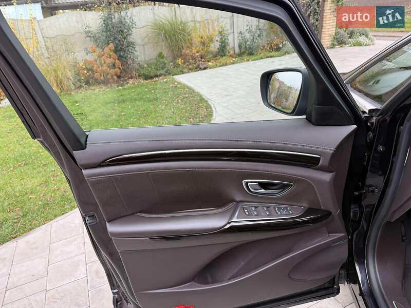 Мінівен Renault Espace 2015 в Луцьку