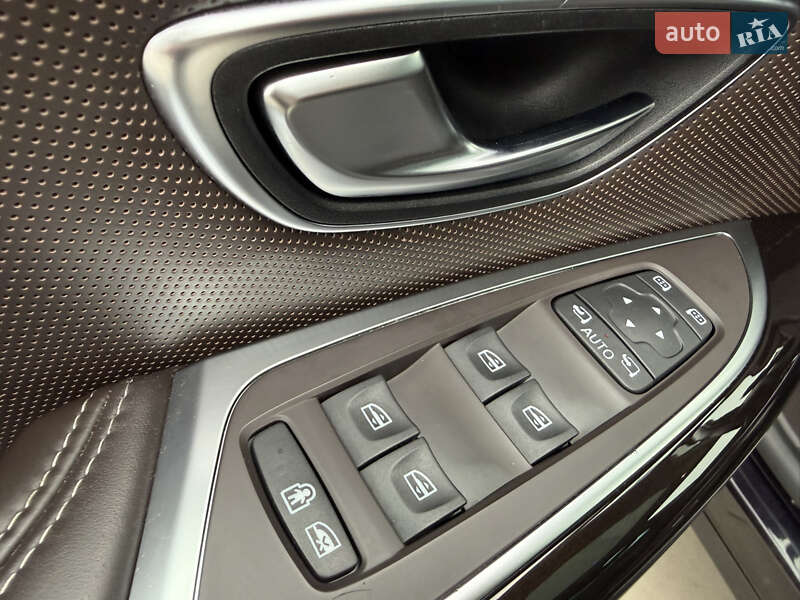 Мінівен Renault Espace 2015 в Луцьку