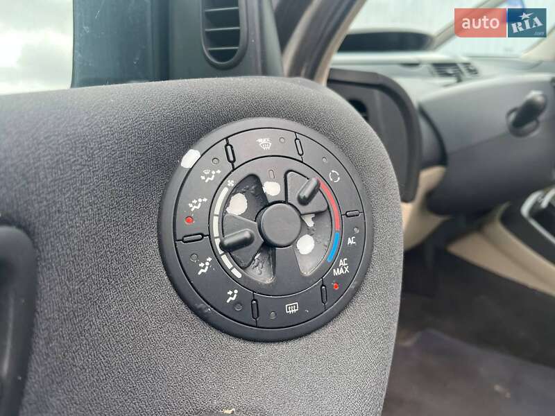 Минивэн Renault Espace 2006 в Киеве