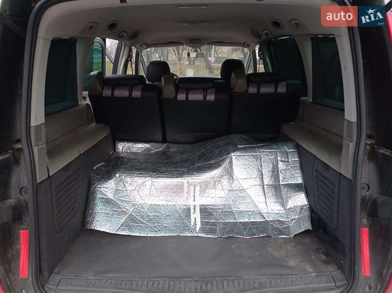 Минивэн Renault Espace 2004 в Долине