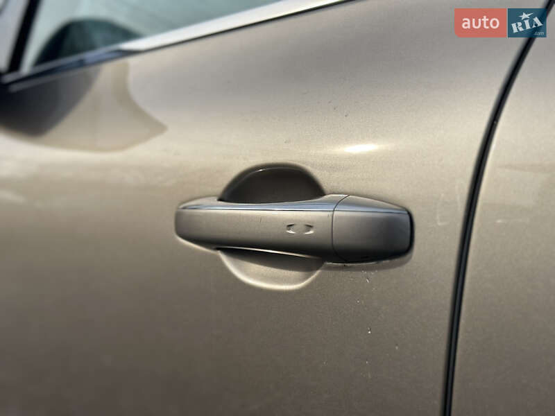 Мінівен Renault Espace 2015 в Чернівцях