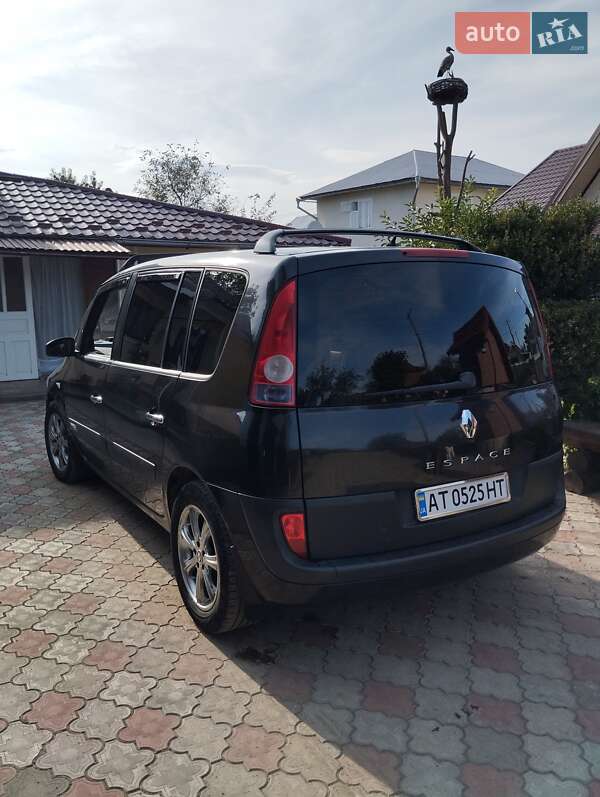 Минивэн Renault Espace 2002 в Косове