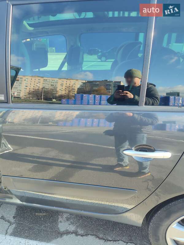 Минивэн Renault Espace 2012 в Каменец-Подольском