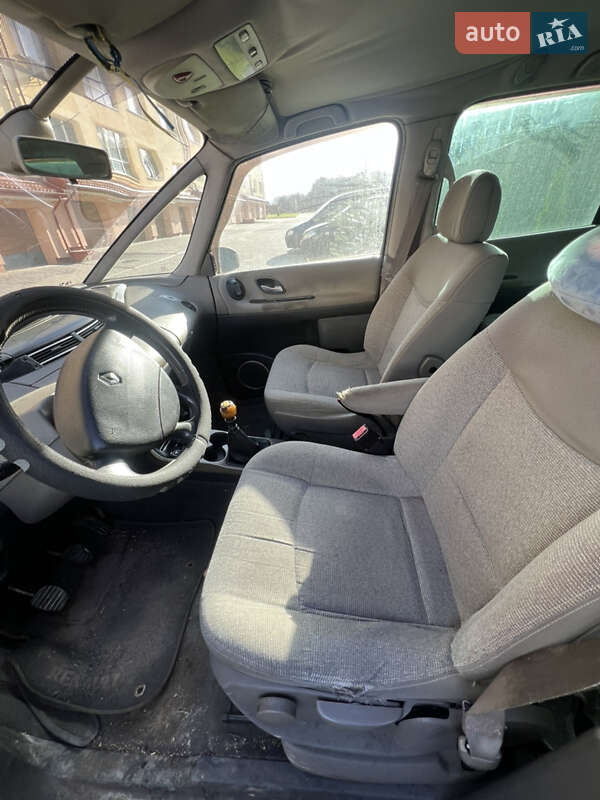 Минивэн Renault Espace 2003 в Львове