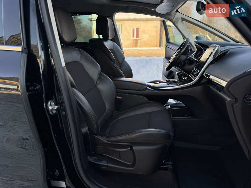 Минивэн Renault Espace 2016 в Дубно