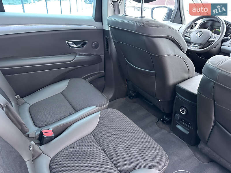 Минивэн Renault Espace 2017 в Миргороде фото 32 Минивэн Renault Espace 2017 в Миргороде