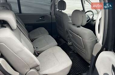 Мінівен Renault Espace 2003 в Ужгороді