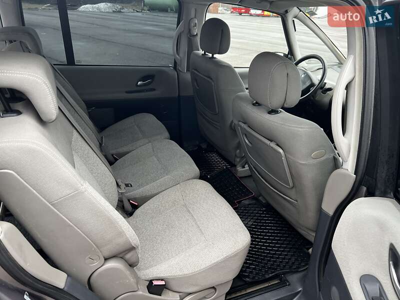 Мінівен Renault Espace 2003 в Ужгороді