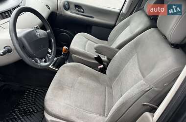 Мінівен Renault Espace 2003 в Ужгороді