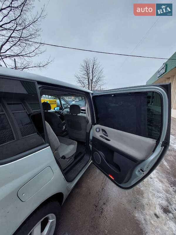 Мінівен Renault Espace 2004 в Львові фото 13 Мінівен Renault Espace 2004 в Львові