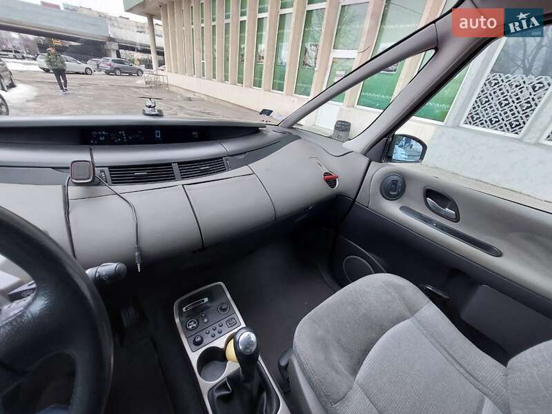 Мінівен Renault Espace 2004 в Львові фото 15 Мінівен Renault Espace 2004 в Львові