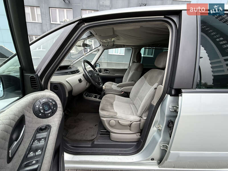 Мінівен Renault Espace 2004 в Одесі фото 38 Мінівен Renault Espace 2004 в Одесі