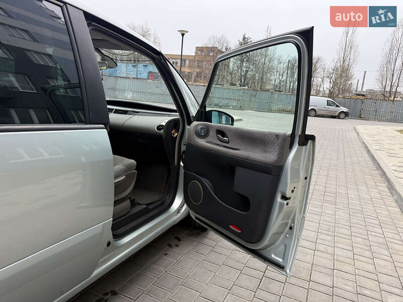 Мінівен Renault Espace 2004 в Одесі фото 45 Мінівен Renault Espace 2004 в Одесі