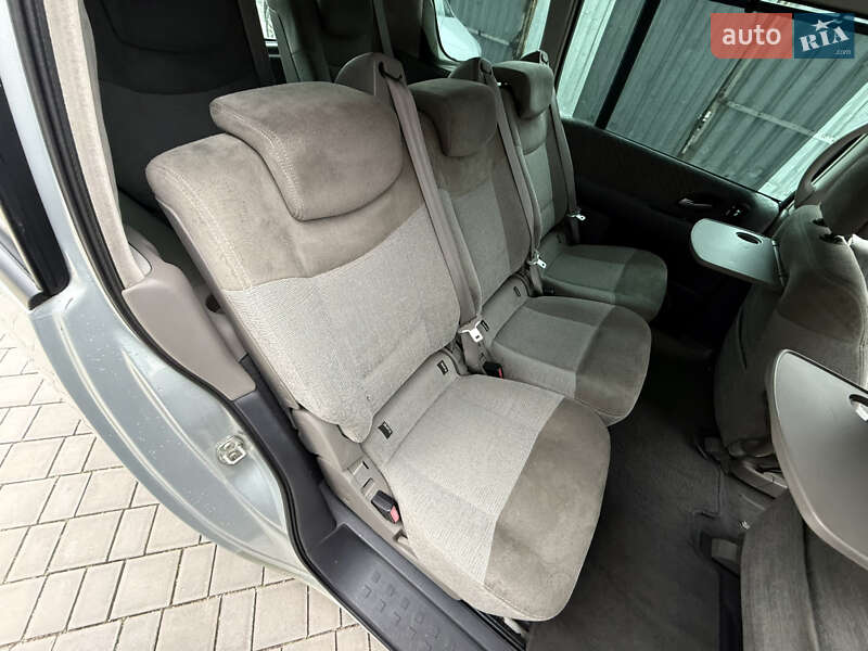 Мінівен Renault Espace 2004 в Одесі фото 71 Мінівен Renault Espace 2004 в Одесі