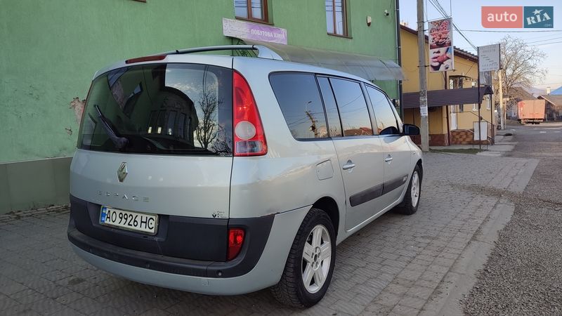 Минивэн Renault Espace 2004 в Тячеве