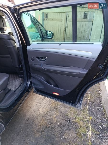 Минивэн Renault Espace 2015 в Кременце