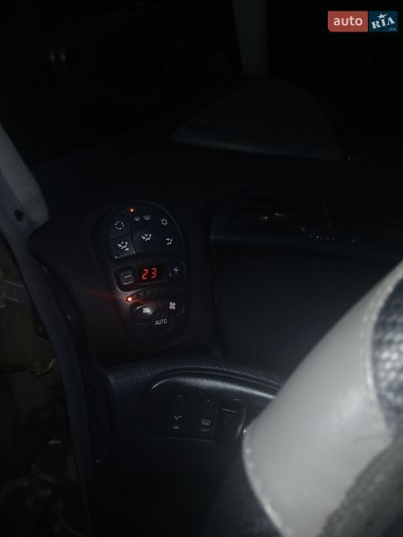 Минивэн Renault Espace 2001 в Львове