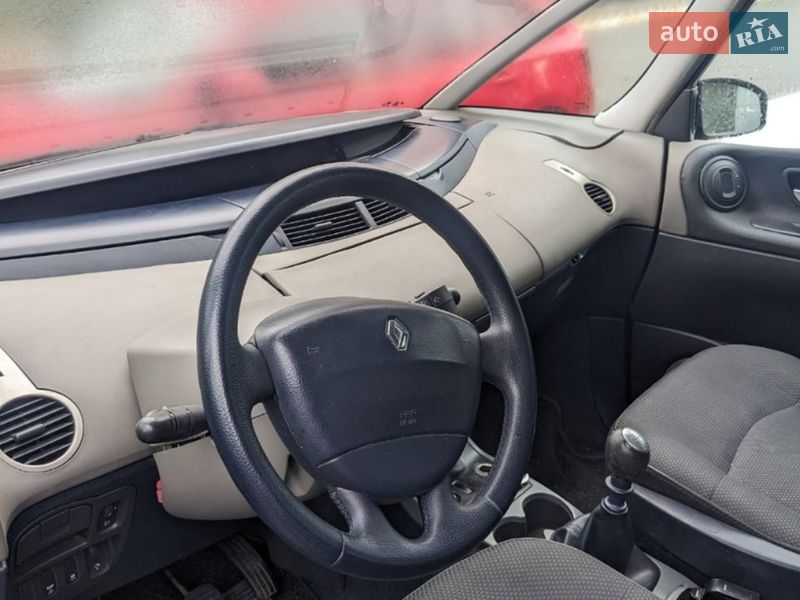 Минивэн Renault Espace 2003 в Буче