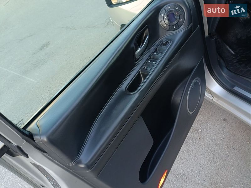 Мінівен Renault Espace 2009 в Києві