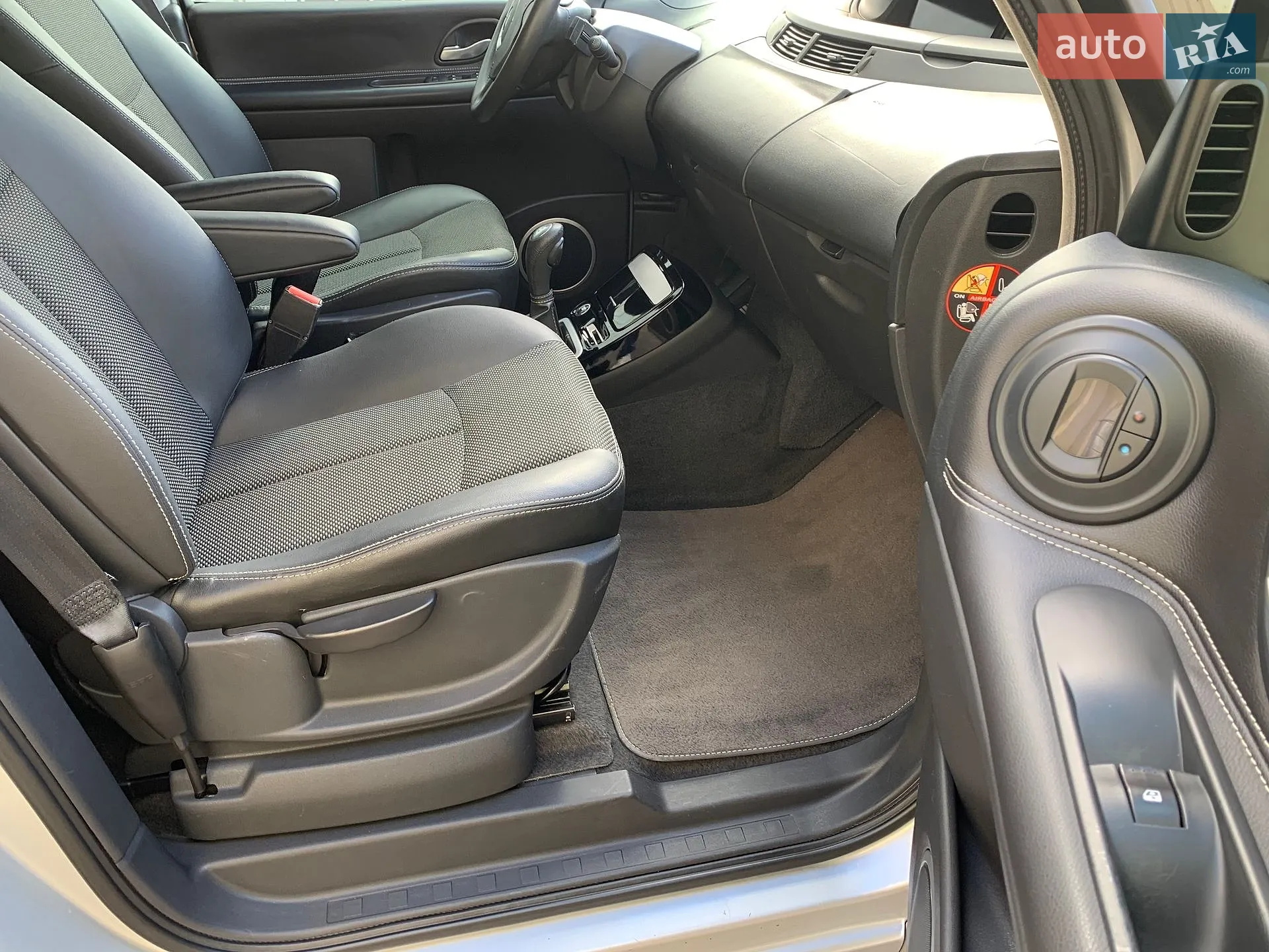 2011 Renault Espace - мініатюра 43
