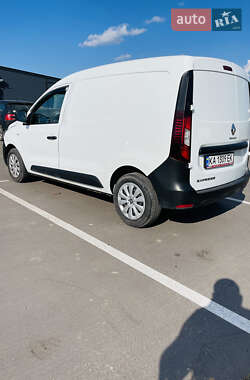 Грузовой фургон Renault Express 2021 в 