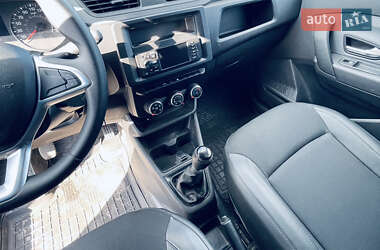Грузовой фургон Renault Express 2021 в 