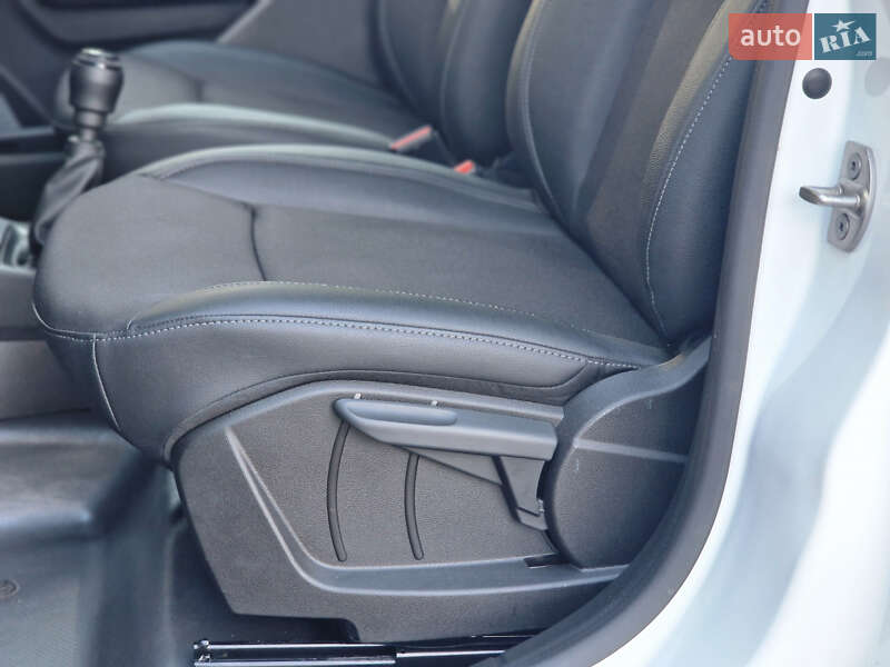 Грузовой фургон Renault Express 2023 в Дрогобыче