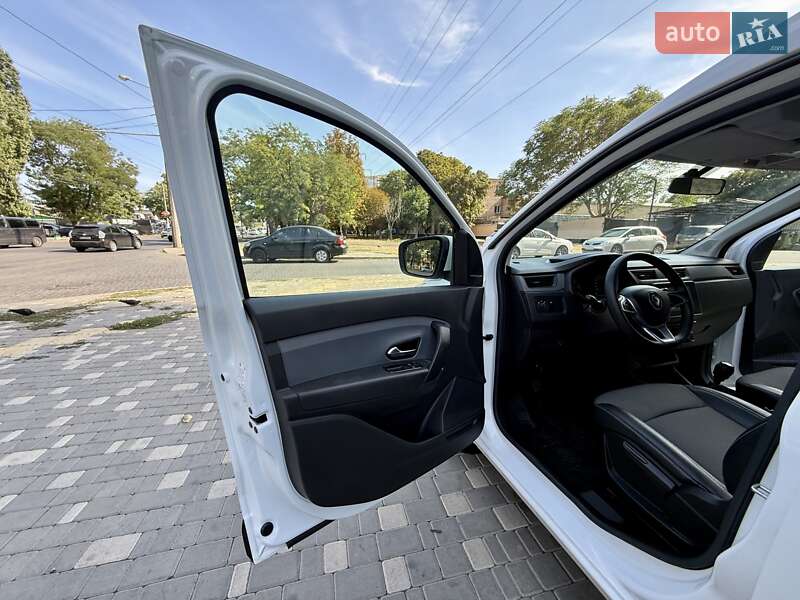 Мінівен Renault Express 2023 в Одесі фото 30 Мінівен Renault Express 2023 в Одесі