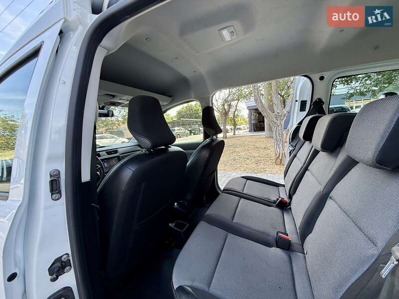 Мінівен Renault Express 2023 в Одесі фото 54 Мінівен Renault Express 2023 в Одесі