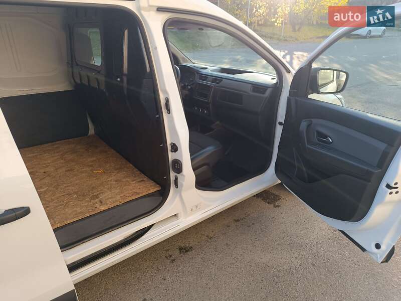 Грузовой фургон Renault Express 2022 в Киеве