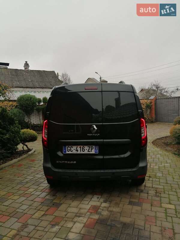 Вантажний фургон Renault Express 2021 в Умані