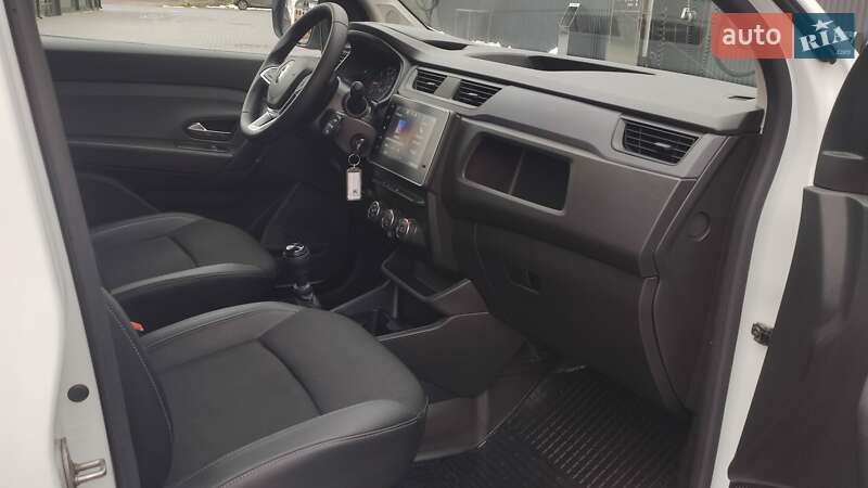 Вантажний фургон Renault Express 2023 в Дрогобичі