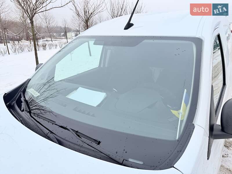 Вантажний фургон Renault Express 2023 в Ірпені