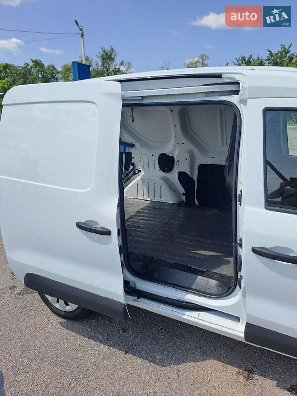 Грузовой фургон Renault Express 2023 в Кропивницком фото 8 Грузовой фургон Renault Express 2023 в Кропивницком