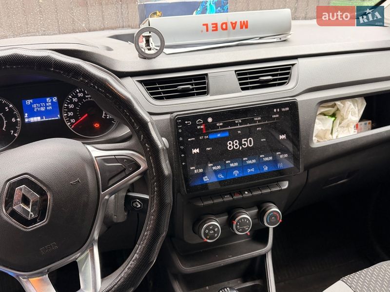 Грузовой фургон Renault Express 2021 в Киеве фото 6 Грузовой фургон Renault Express 2021 в Киеве