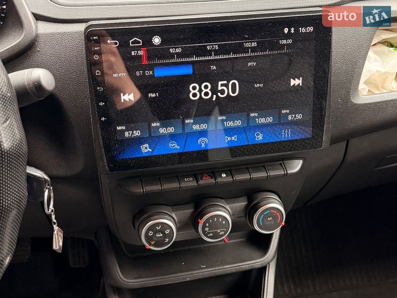 Грузовой фургон Renault Express 2021 в Киеве фото 7 Грузовой фургон Renault Express 2021 в Киеве