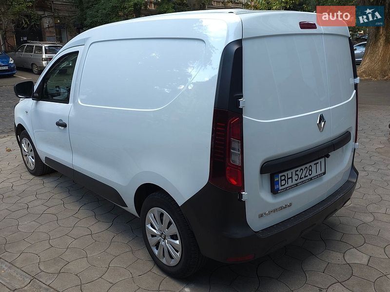 Грузовой фургон Renault Express 2023 в Одессе