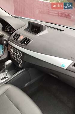 Седан Renault Fluence Z.E. 2011 в 