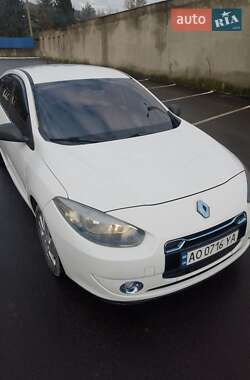 Седан Renault Fluence Z.E. 2011 в Ужгороде