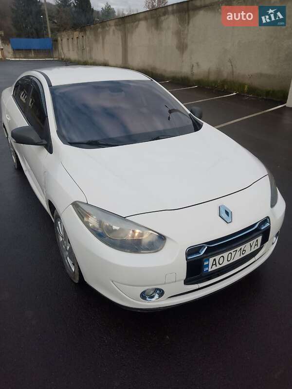Renault Fluence Z.E. 2011