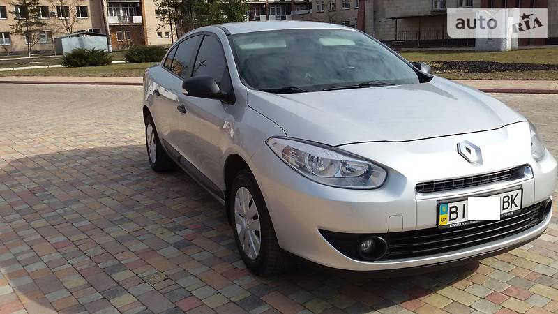 Седан Renault Fluence 2011 в Миргороде