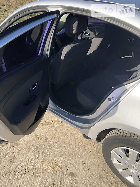 Седан Renault Fluence 2011 в Хмельницькому