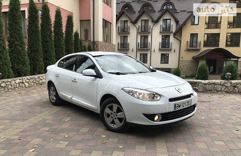Седан Renault Fluence 2011 в Тернополі